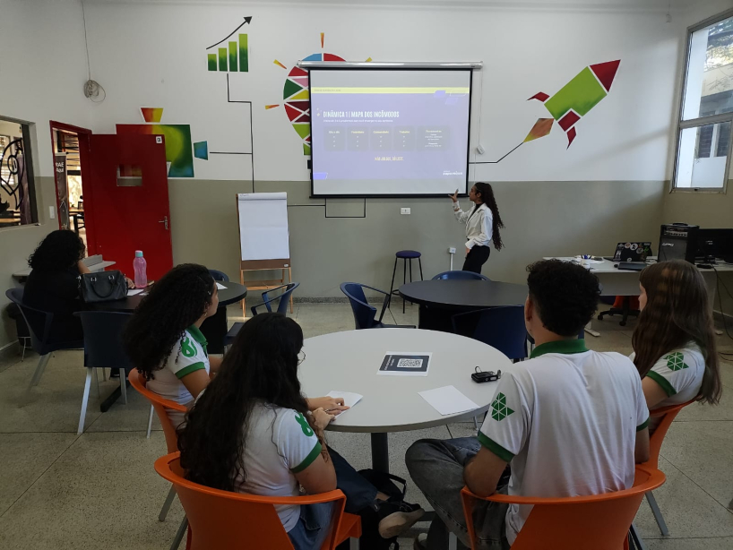 imagem Inova Prudente e Sebrae Aqui Inovação recebem universitários para oficina de ideação do Sebrae Supernova