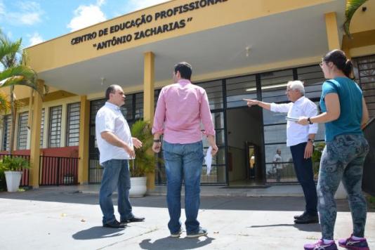 Inova Prudente e construtora definem detalhes das obras de reforma da fundação