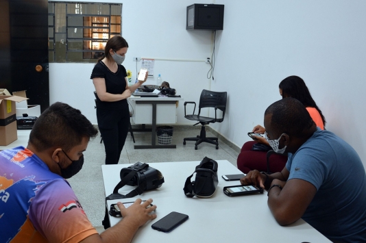 Aquarela: Professores são capacitados para oficinas de Realidade Virtual e Aumentada do InovaKids
