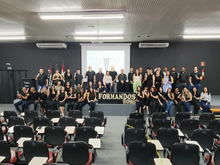 Polo de Presidente Prudente celebra formatura de 48 alunos na segunda Colação de Grau da Univesp em 2026
