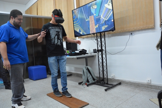 Workshop realiza exposição de tecnologias de Realidade Virtual e Aumentada