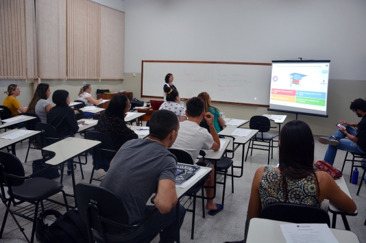 Aulão de Português e Matemática preparam alunos para futuras avaliações