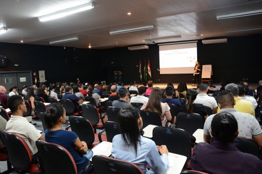 Palestra ajuda líderes a intensificarem a comunicação com sua equipe